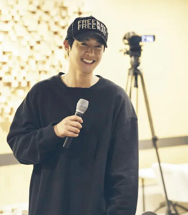 Kim Hyun Joong Practices Hard for His Upcoming World Tour