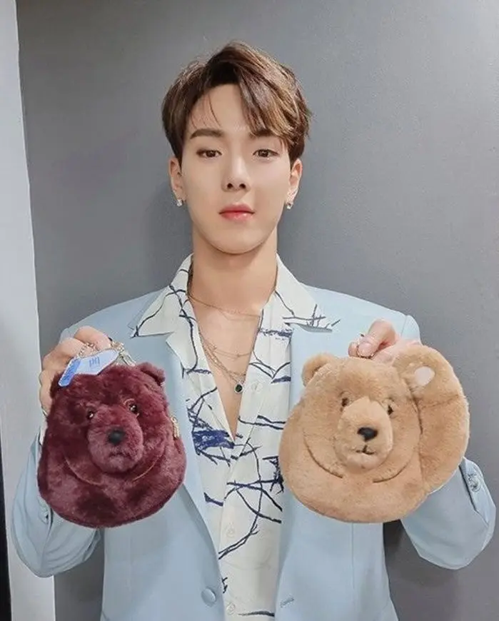 MONSTA X SHOWNU Designs Bags that Totally Represent Him