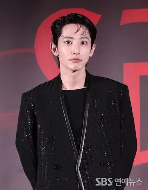 イ・スヒョク直筆サイン入り超大型写真…Lee Soo-hyuk…明日… イ・スヒョク直筆サイン入り超大型写真…Lee Soo-hyuk…明日