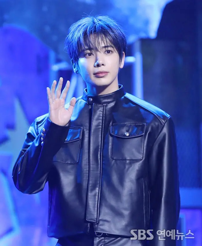 アイドル TAEHYUN E-Photo] TOMORROW X TOGETHER's TAEHYUN, 'Sparkling Eyes Full